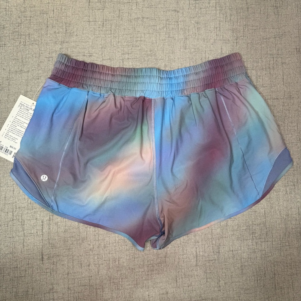 Lululemon Hotty Hot High Rise Short Athletic Shorts Chroma Drift Blue 14 NWT - Picture 7 of 13